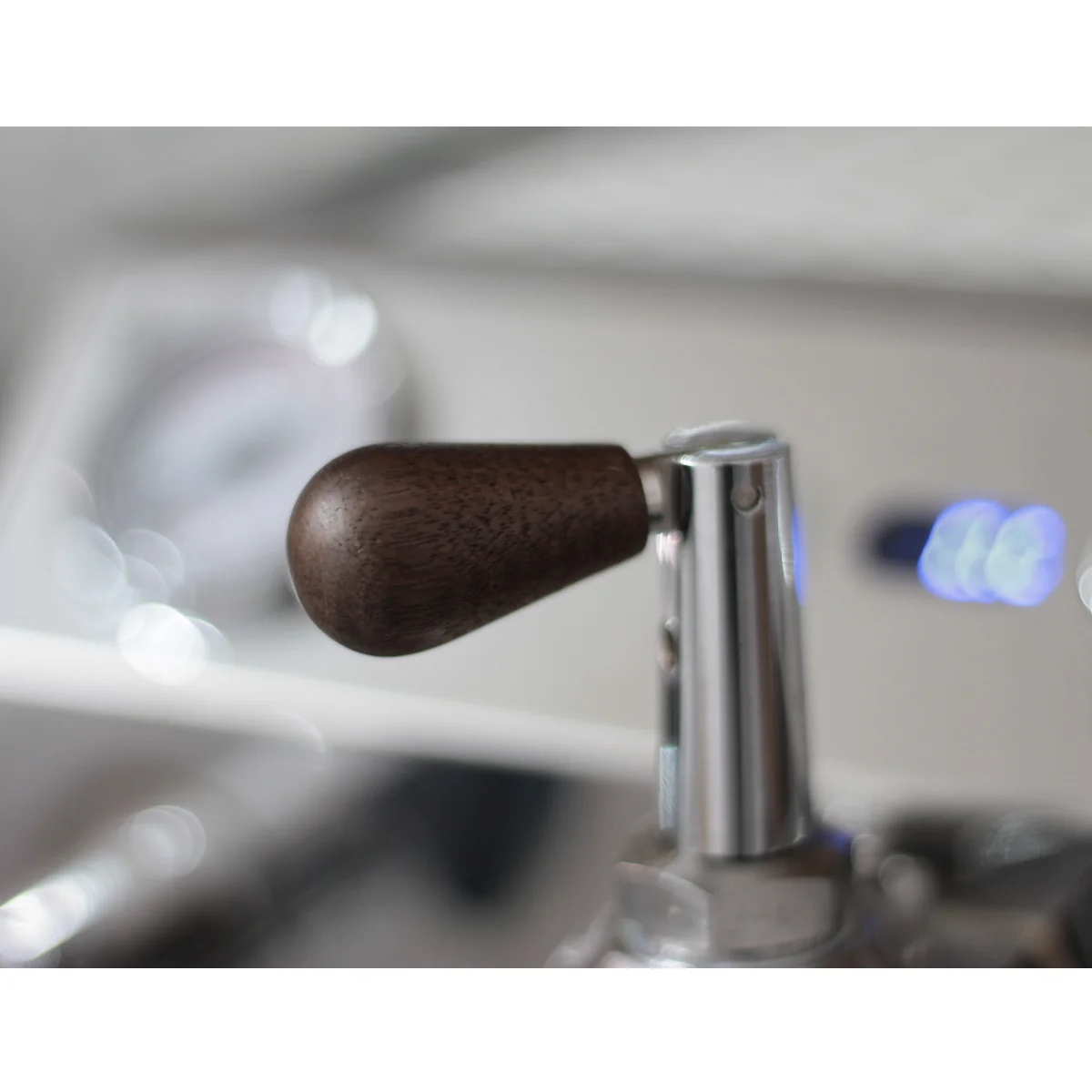 Coffee Sensor Flow Control Device Walnut Knob - Olive Wood — Catalog Product - Image 2